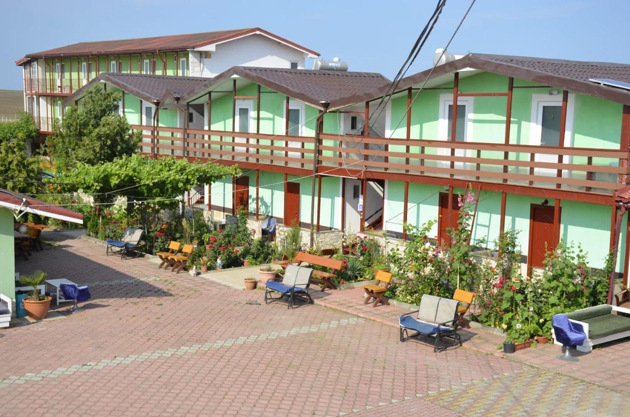 Casa Bucuria Hotel Costinesti Exterior photo